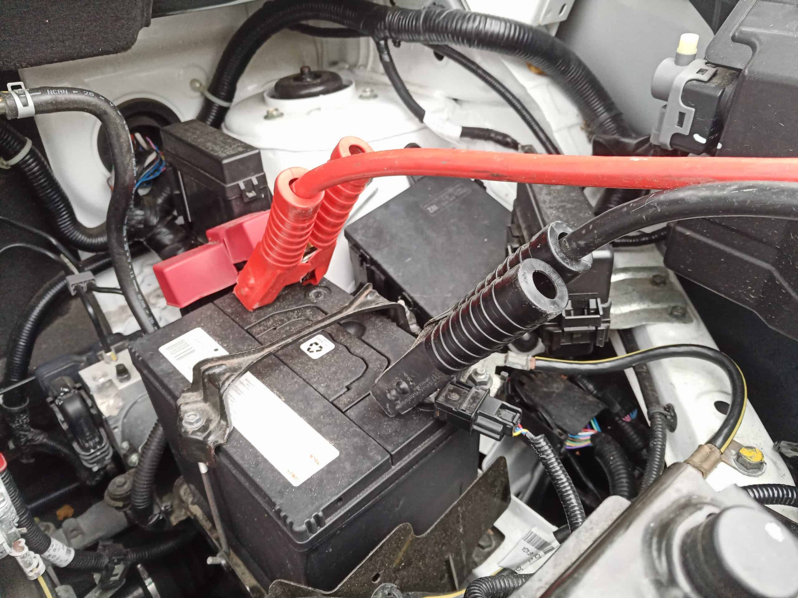 Uzun süre çalışmayan motorun aküsü biter mi