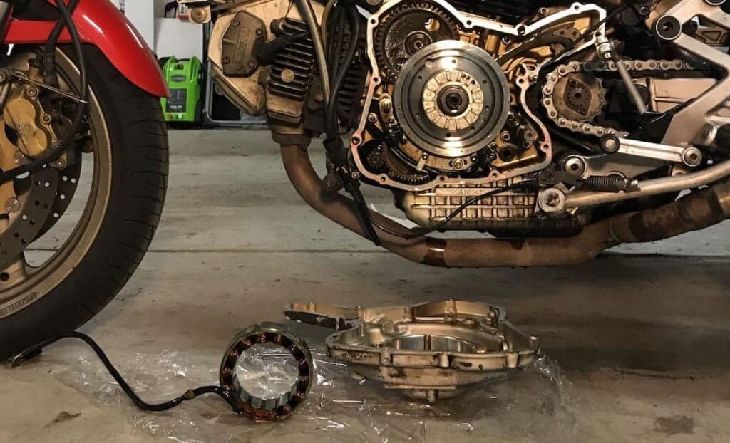 motosiklet elektrik aksami arizalari