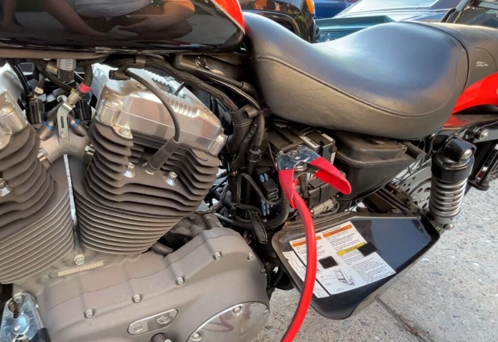 Motorun aküsü sürekli bitiyor ?