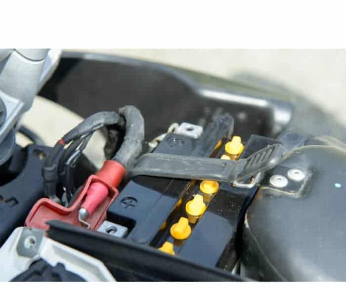 Motor Aküsü Bitmemesi İçin Ne Yapılmalı ?