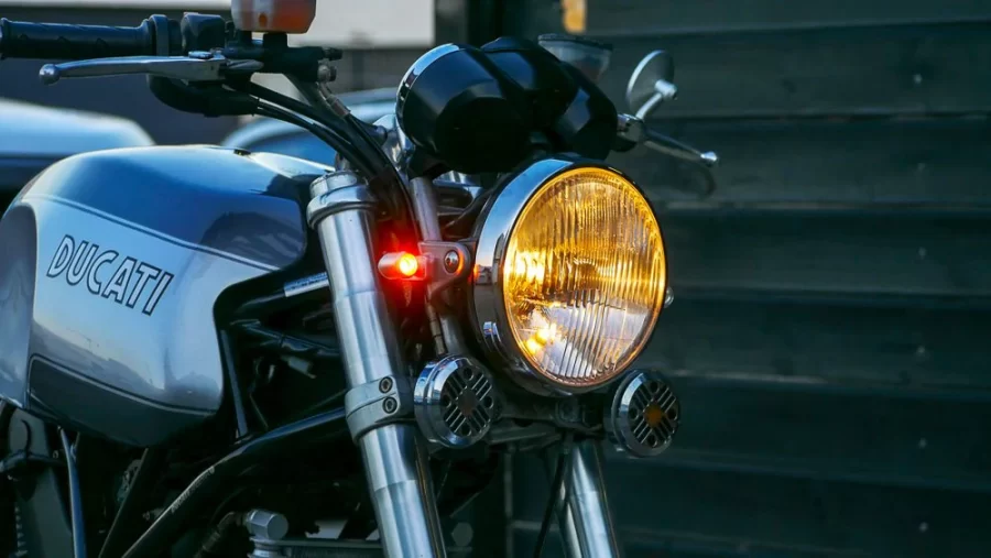 Motosiklet Led Sinyal Montajı