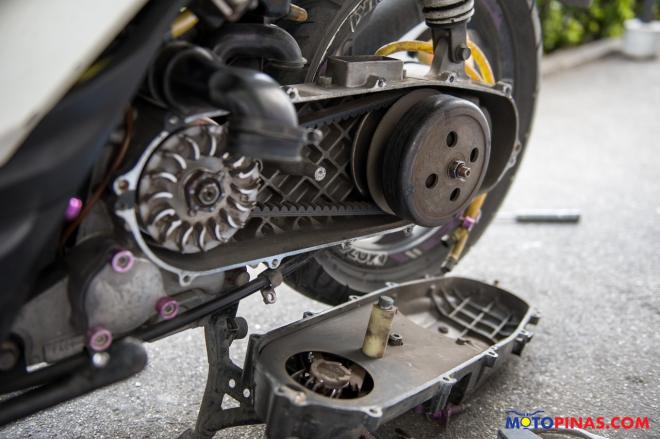 motosiklet-yerinde-kayis-degisimi-0535-666-55-88